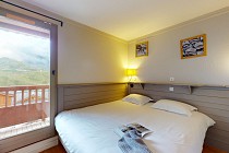 5-kamer apt. voor max. 8 pers. (huisnr. 3)